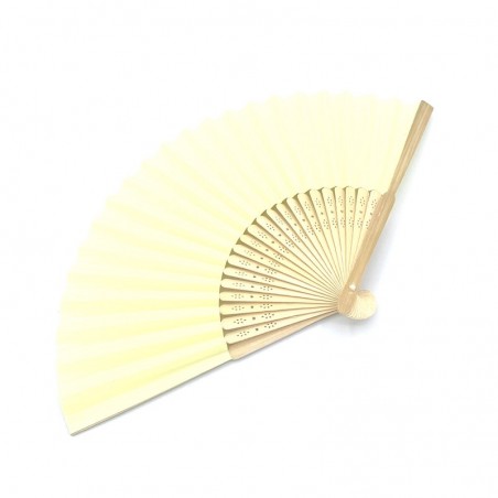 Bambú y papel amarillo.