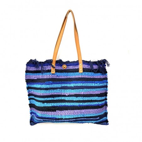 Blaue Tasche aus indischem Dari und Ledergriffen.
