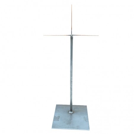 Socle réglable en acier S235 pour présenter un masque.