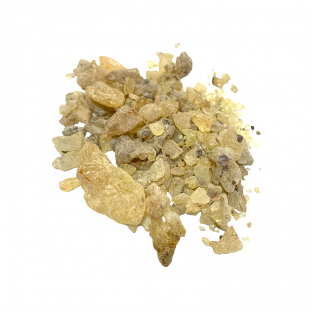 Encens copal en résine pour purifier les lieux.